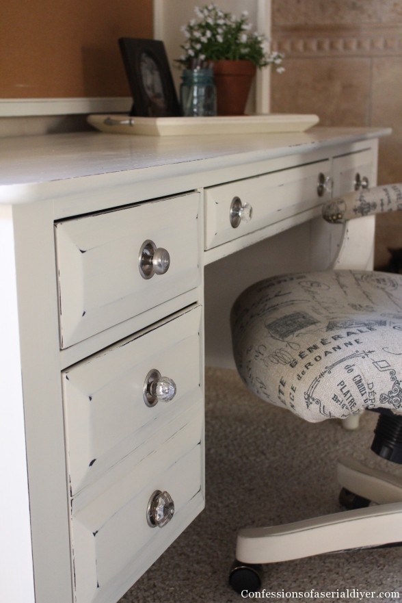Desk Makeover with DIY Chalk Paint