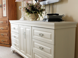 This was a dated oak dresser that was brought to life with DIY chalk paint!