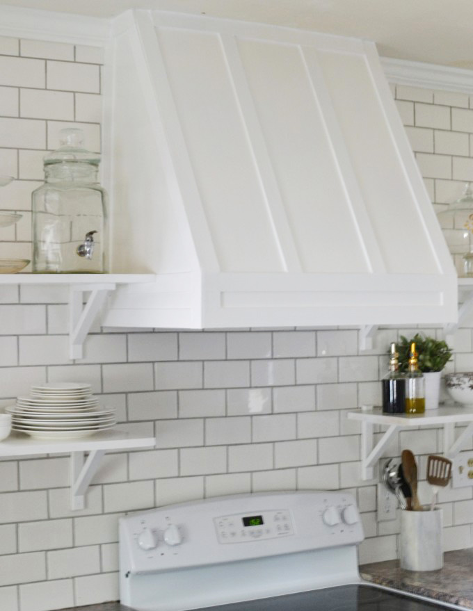 DIY Range Hood Cover from Love the Thompkins 