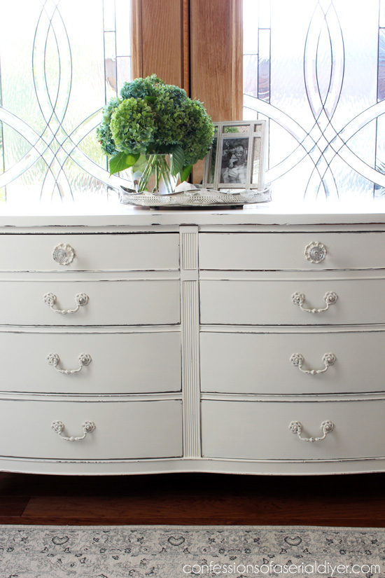 Off White Chalk Paint Furniture Free, How To Paint A Dresser White With Chalk