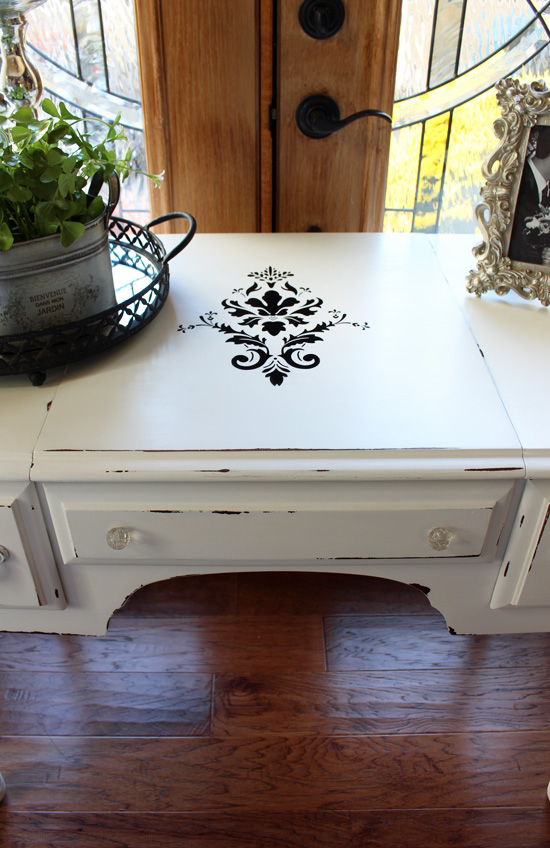 Damask stencil created with my silhouette cameo