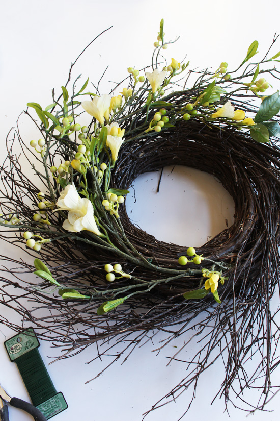 How to make a Spring wreath