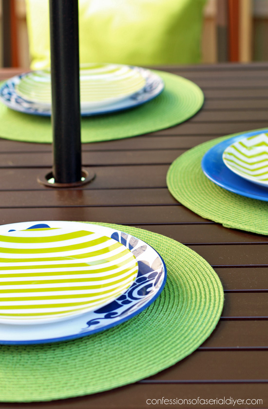 Patio Set Makeover using my Sew EASY Cushion Cover tutorial.