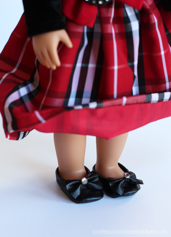 Turn old children's clothes into doll clothes from confessionsofaserialdiyer.com