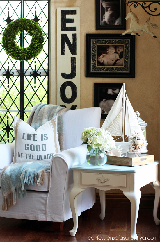 duck-egg-blue-and-cottage-white-end-table-1