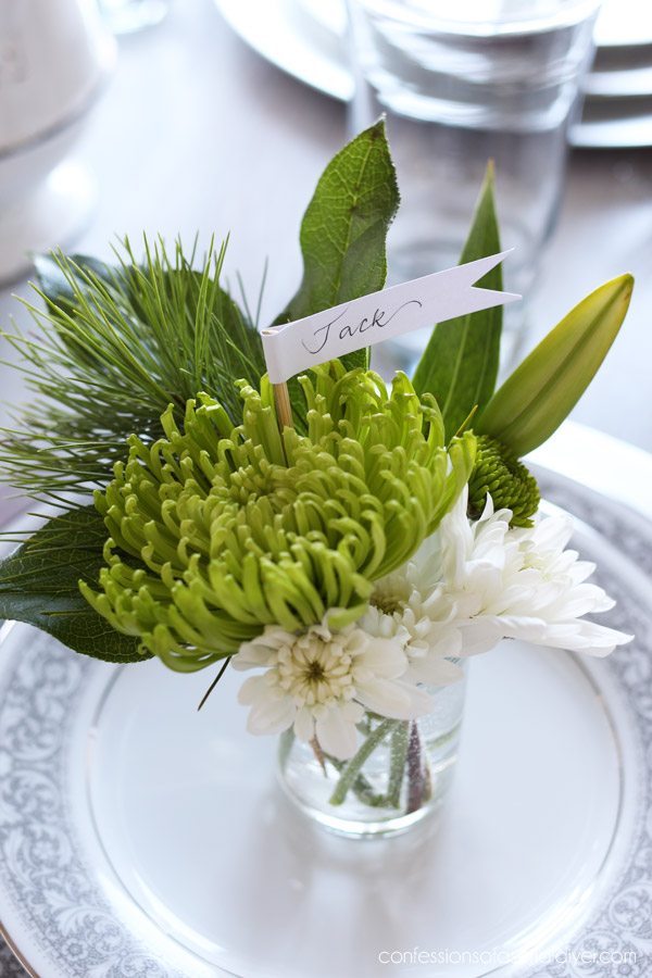 Place cards from Fresh Florals from confessionsofaserialdiyer.com