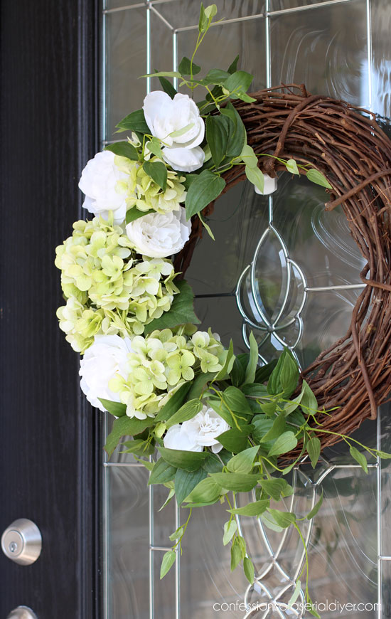 How to make a hydrangea wreath.