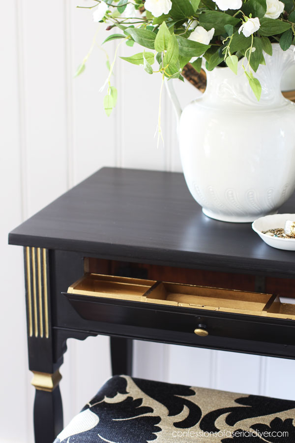 How to Turn a Sewing Machine Table into a Dressing Table