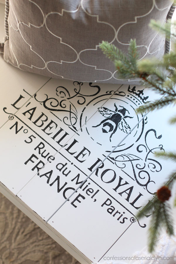 Stenciled Bench Makeover