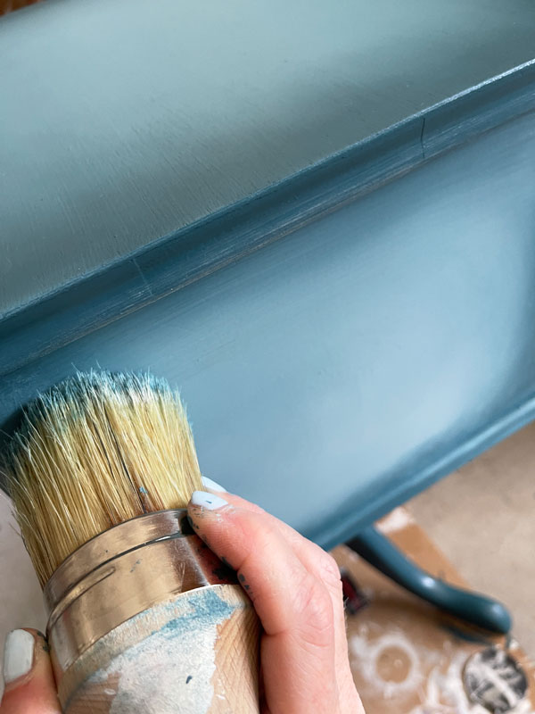 How to blend chalk paint