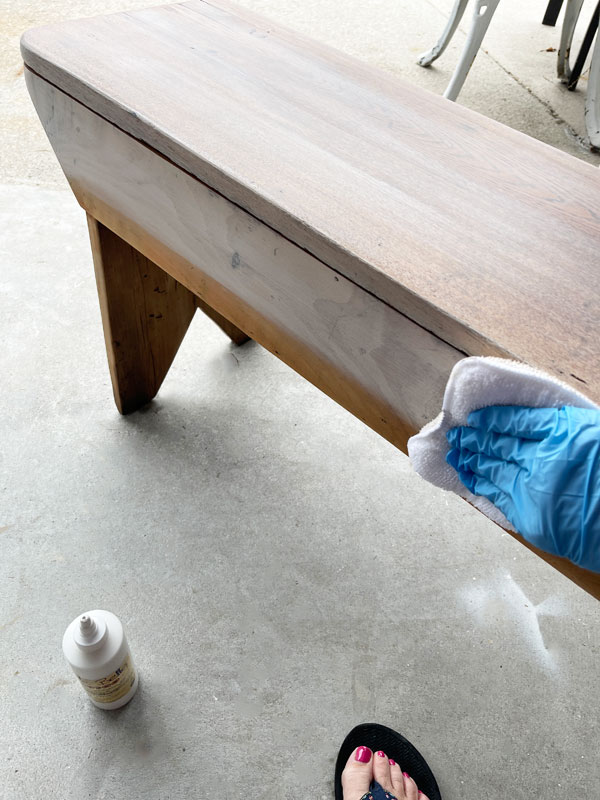 Applying Voodoo Gel Stain