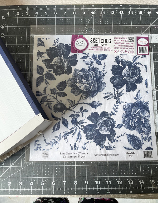 Blue Sketched flowers decoupage paper