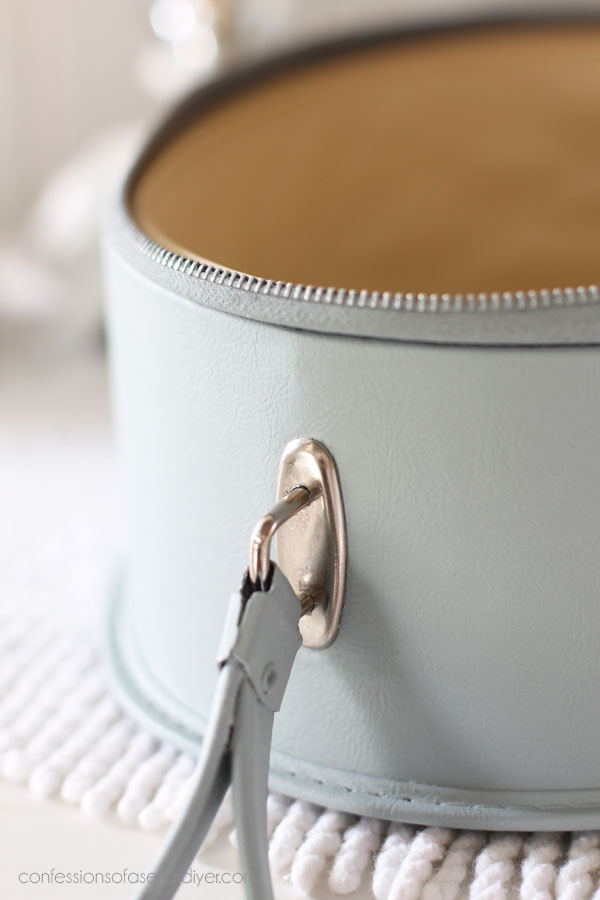 Travel Case Makeover | Confessions of a Serial Do-it-Yourselfer