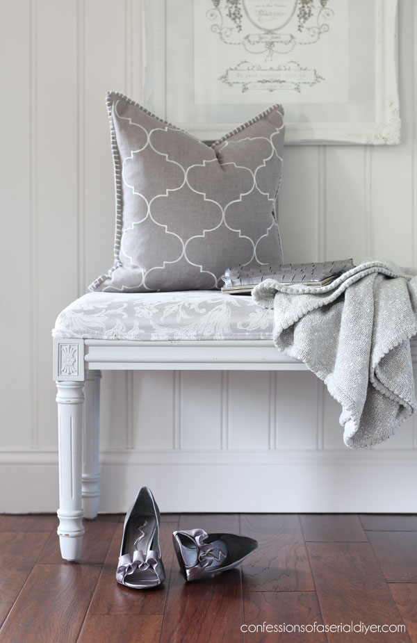 $15 Yard Sale Bench Makeover
