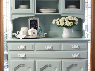 Thrifted Hutch Makevoer