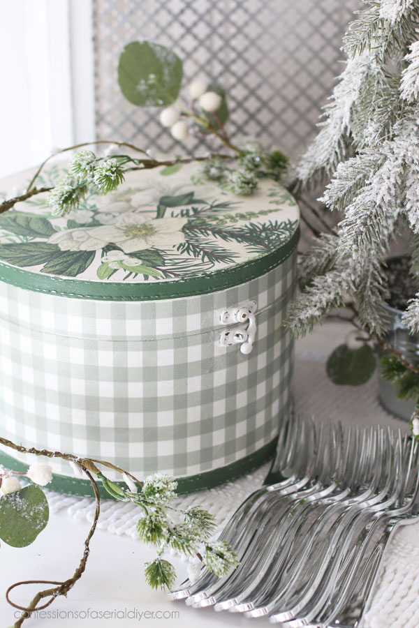 Update a thrifted Box for the holidays