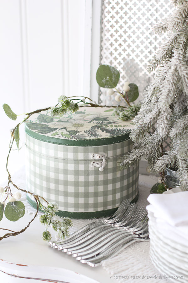 Update a thrifted Box for the holidays