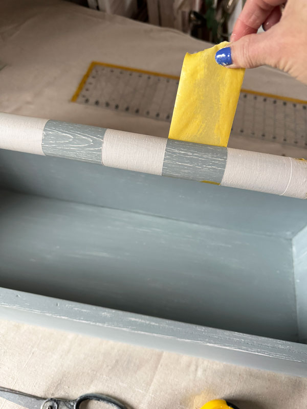 FrogTape for delicate surfaces for stripes.