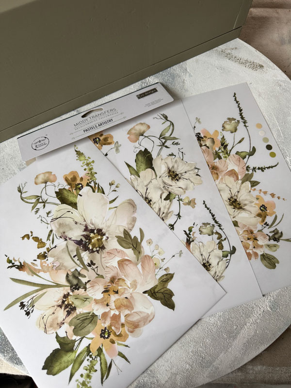 Pastels Artistry Middy Transfer