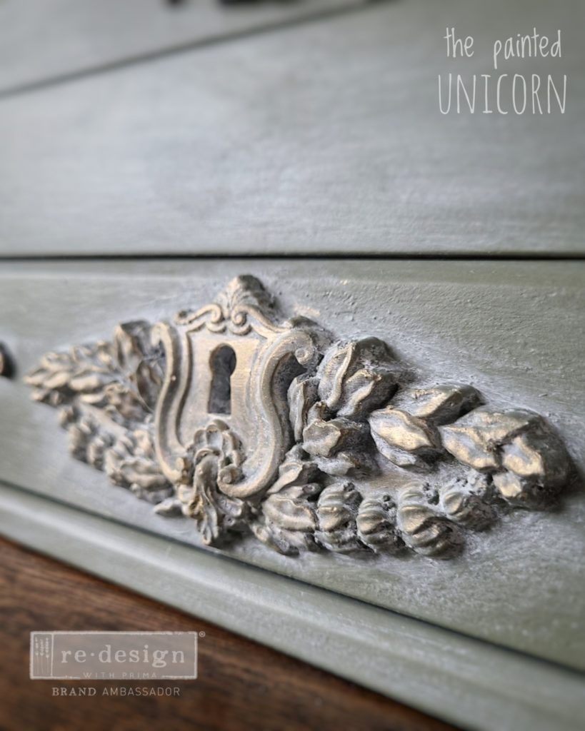 $23.99 Opulent Mould