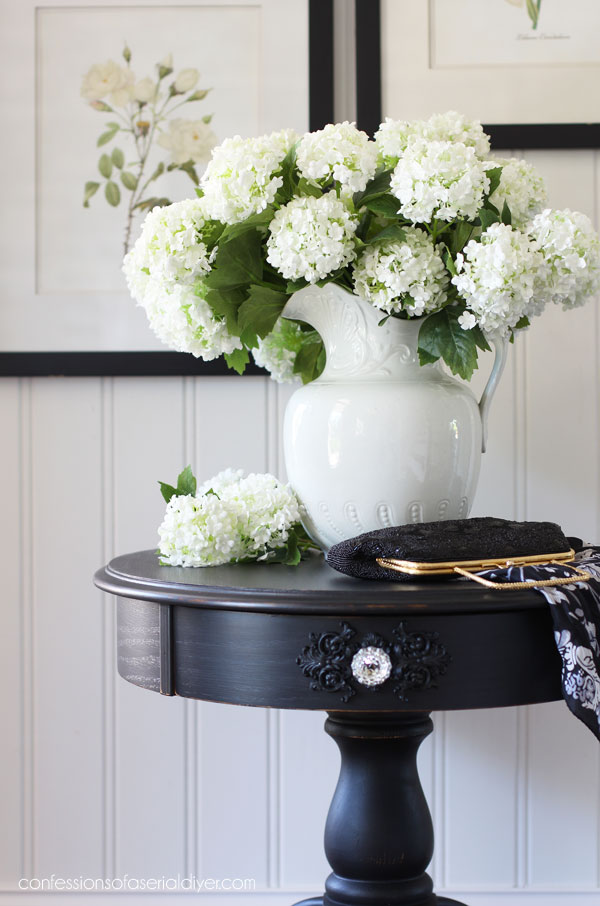 Oak Pedestal Table Makeover in Caviar by Dixie Belle