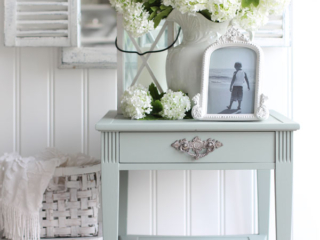 Vintage Side Table in Silk Oxford Fog
