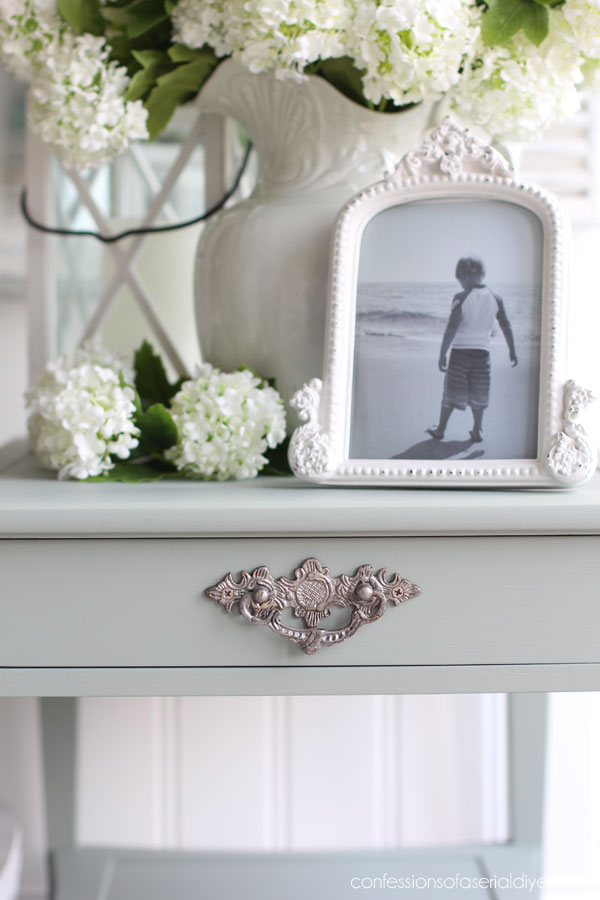 Vintage Side Table in Silk Oxford Fog