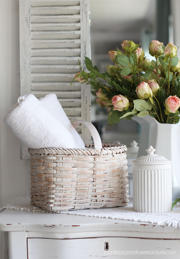 Whitewash an 80's basket