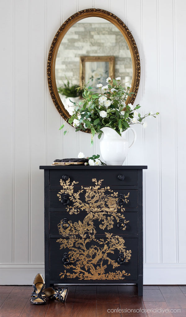 $10 Night Table Makeover in Dixie Belle's Caviar