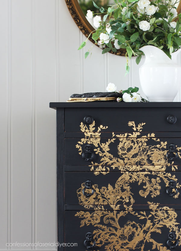 $10 Night Table Makeover in Dixie Belle's Caviar