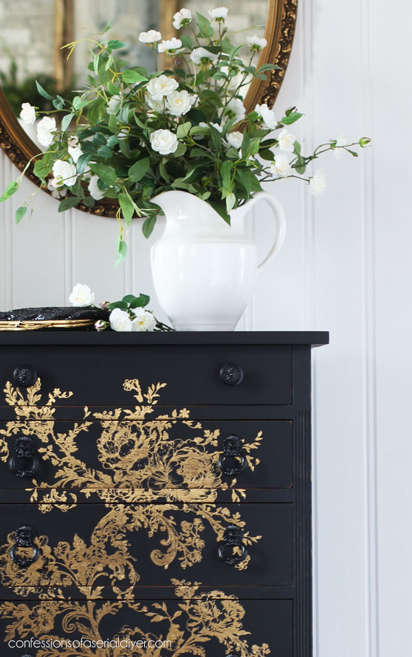 $10 Night Table Makeover in Dixie Belle's Caviar