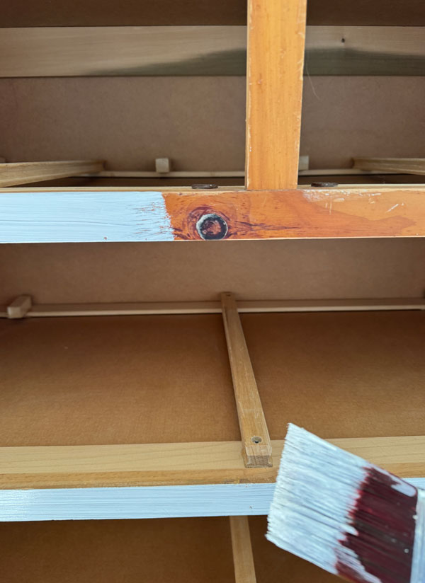 Prime pine knots with Bonding BOSS