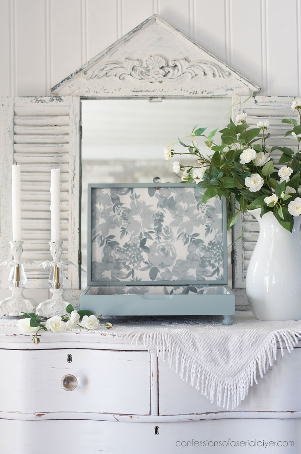 Line a box with fabric