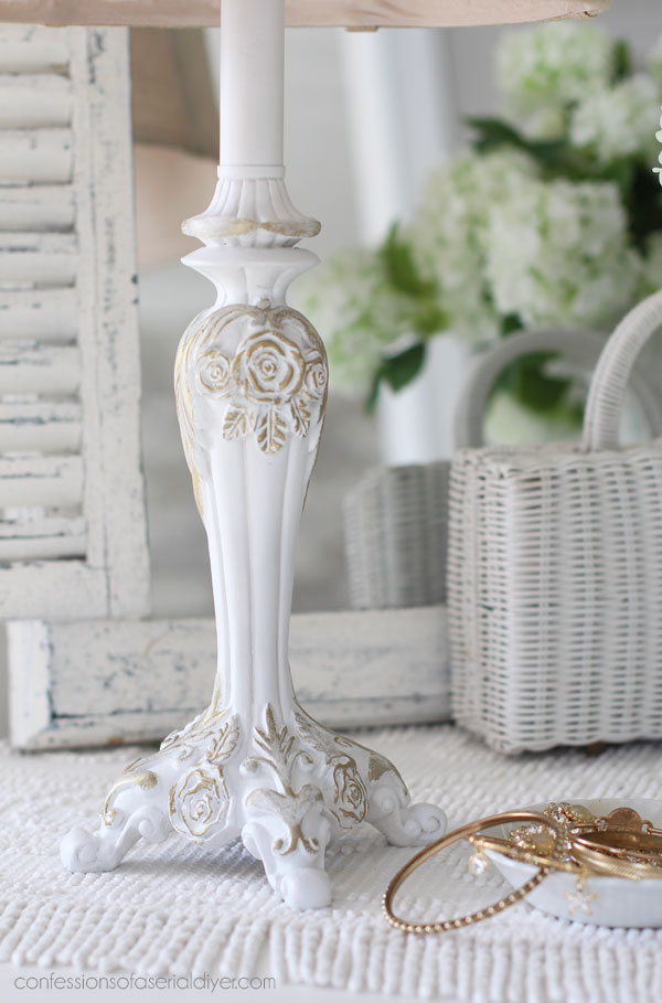 Easily update a lamp with paint!