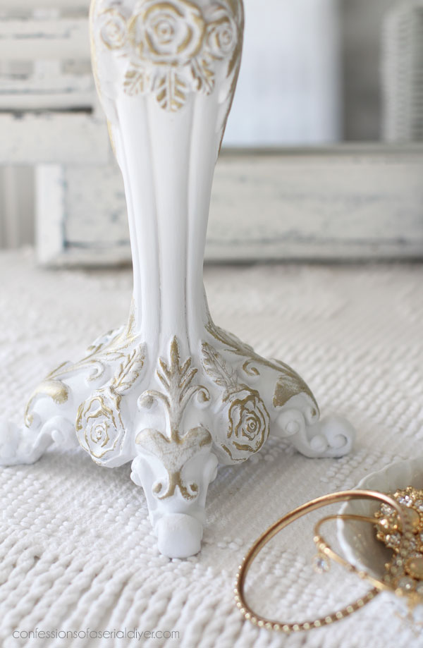 Highlight details with gilding wax!