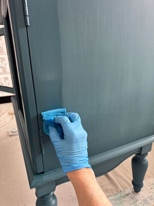 Sealing chalk paint with Clear Coat in Satin