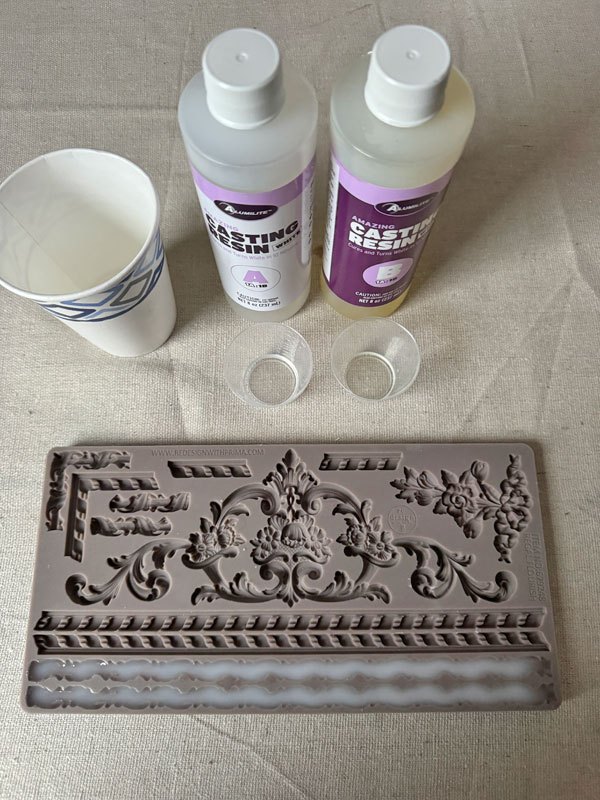 Regal Flourish Mould