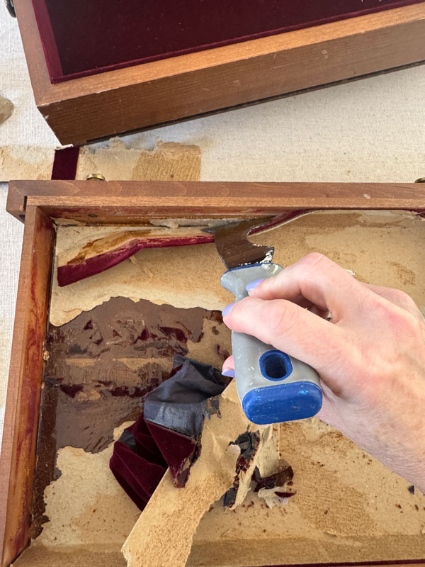 Remove the insides of the flatware box first