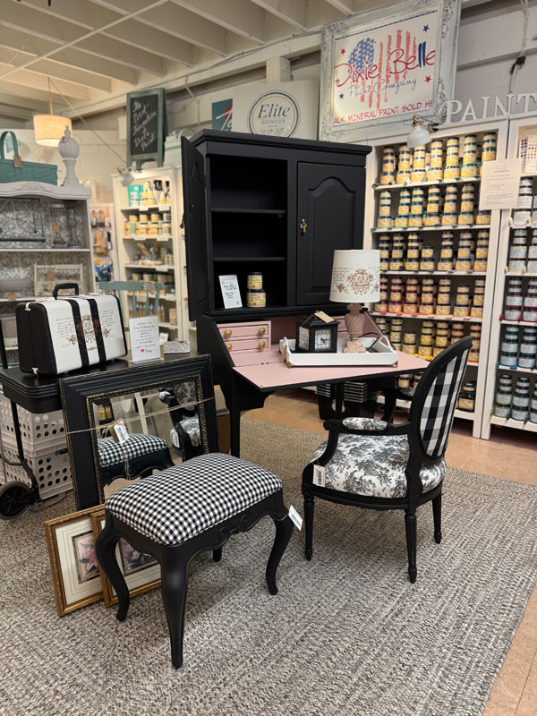 Come take my antique mall booth tour!