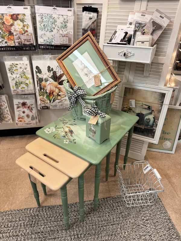 Come take my antique mall booth tour!