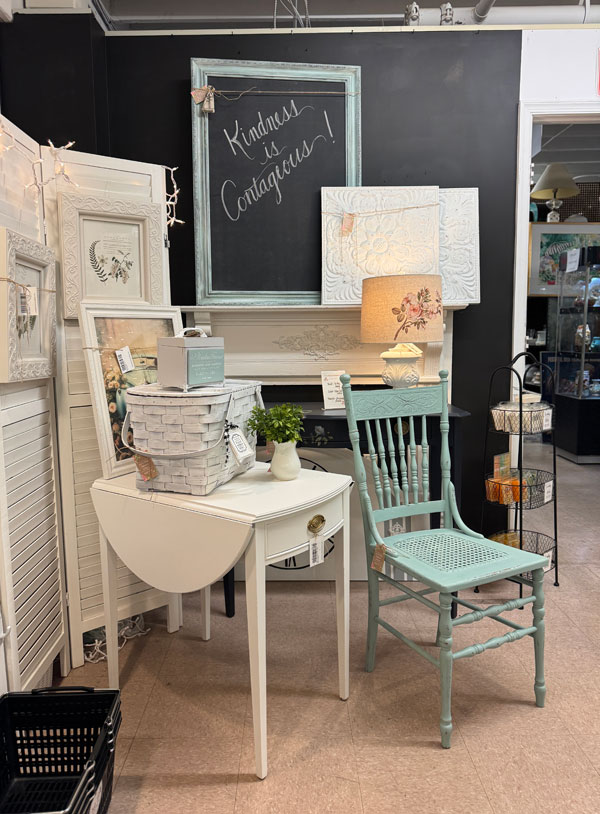 Come take my antique mall booth tour!
