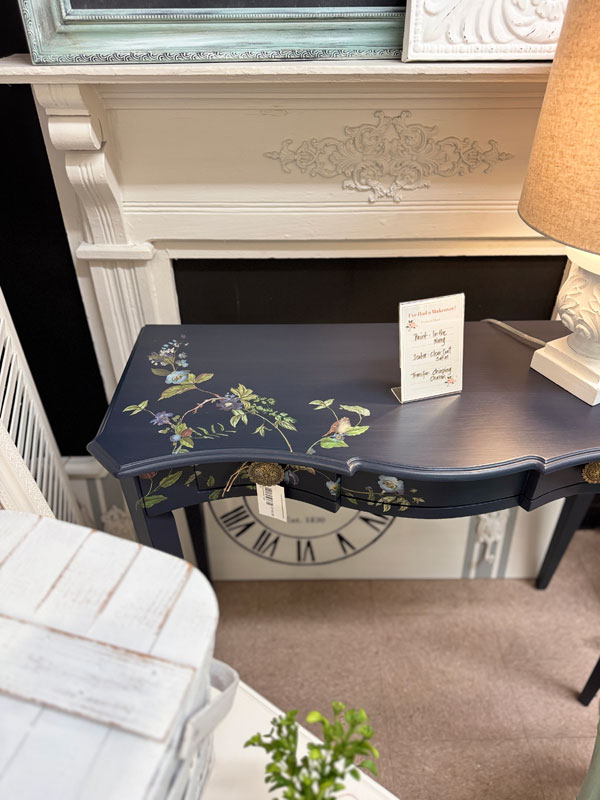 Come take my antique mall booth tour!