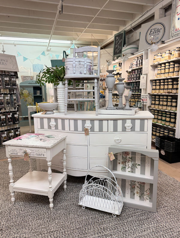 Come take my antique mall booth tour!