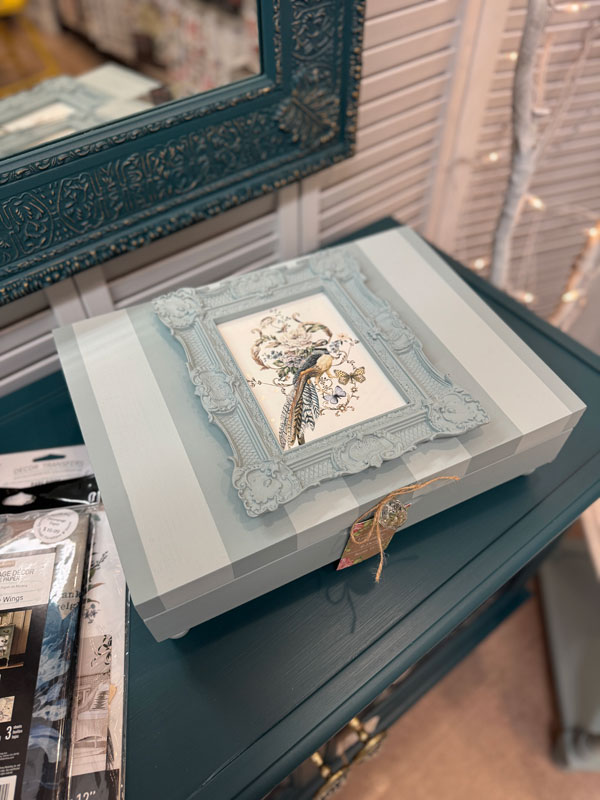 Come take my antique mall booth tour!
