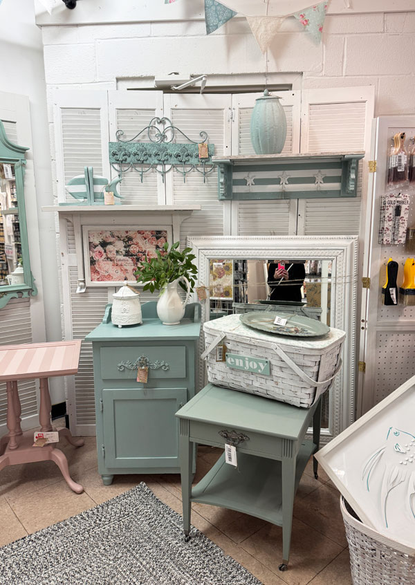Come take my antique mall booth tour!