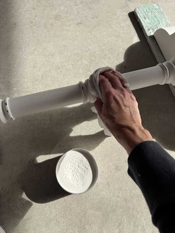 Sealing furniture with Dixie Belle wax 