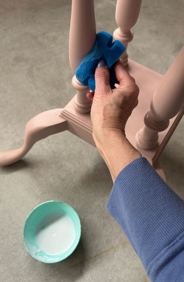 Sealing with Clear Coat in satin using the blue sponge applicator