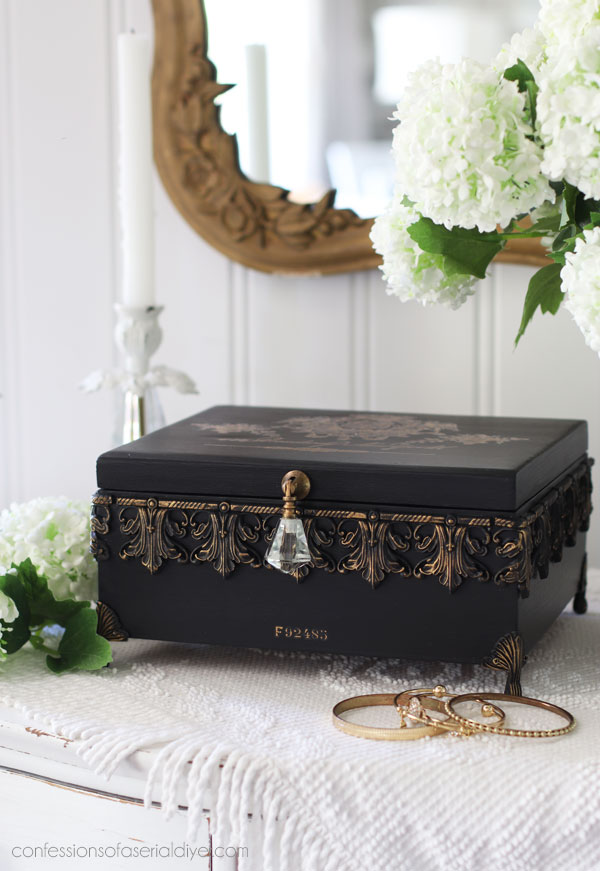 https://theserialdiyer.etsy.com/listing/693490666/dixie-belle-gilding-wax