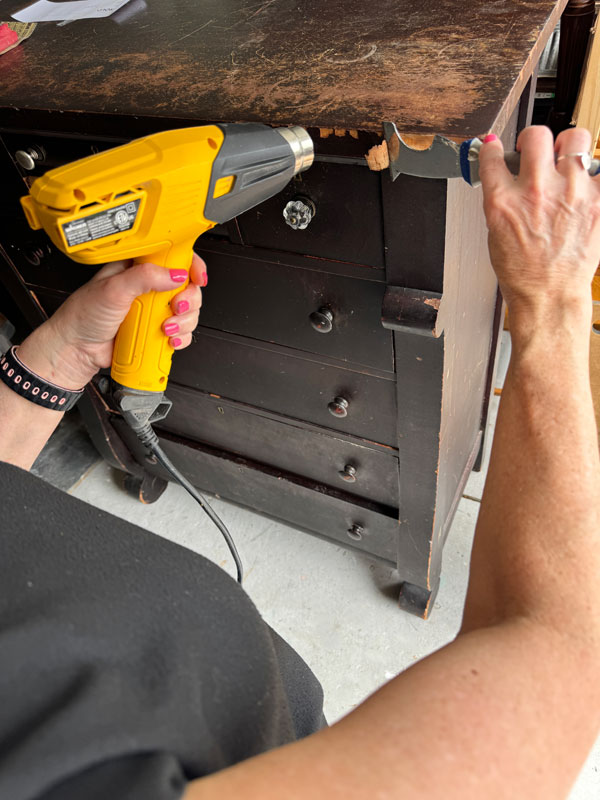 Remove veneer with a Heat Gun