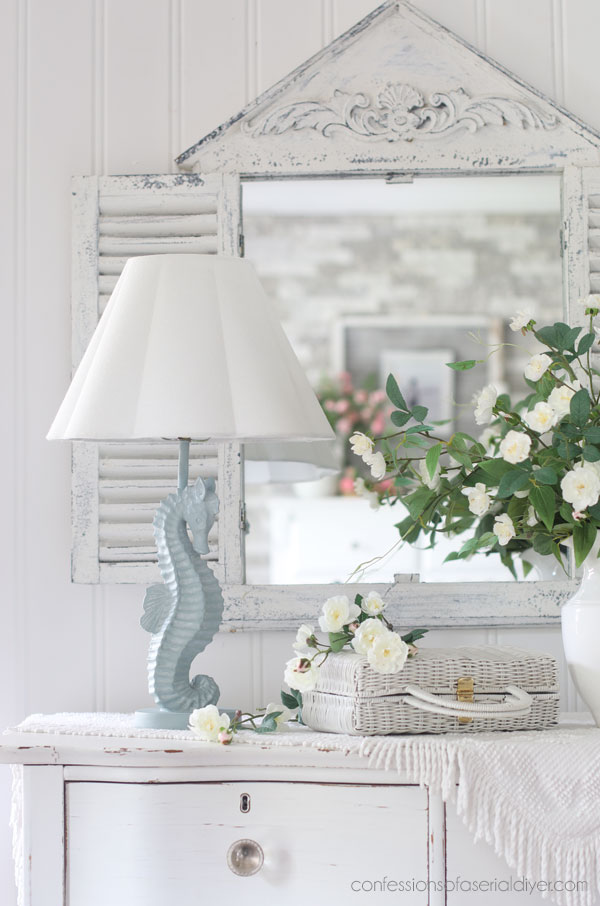 Update thrift store lamps with paint
